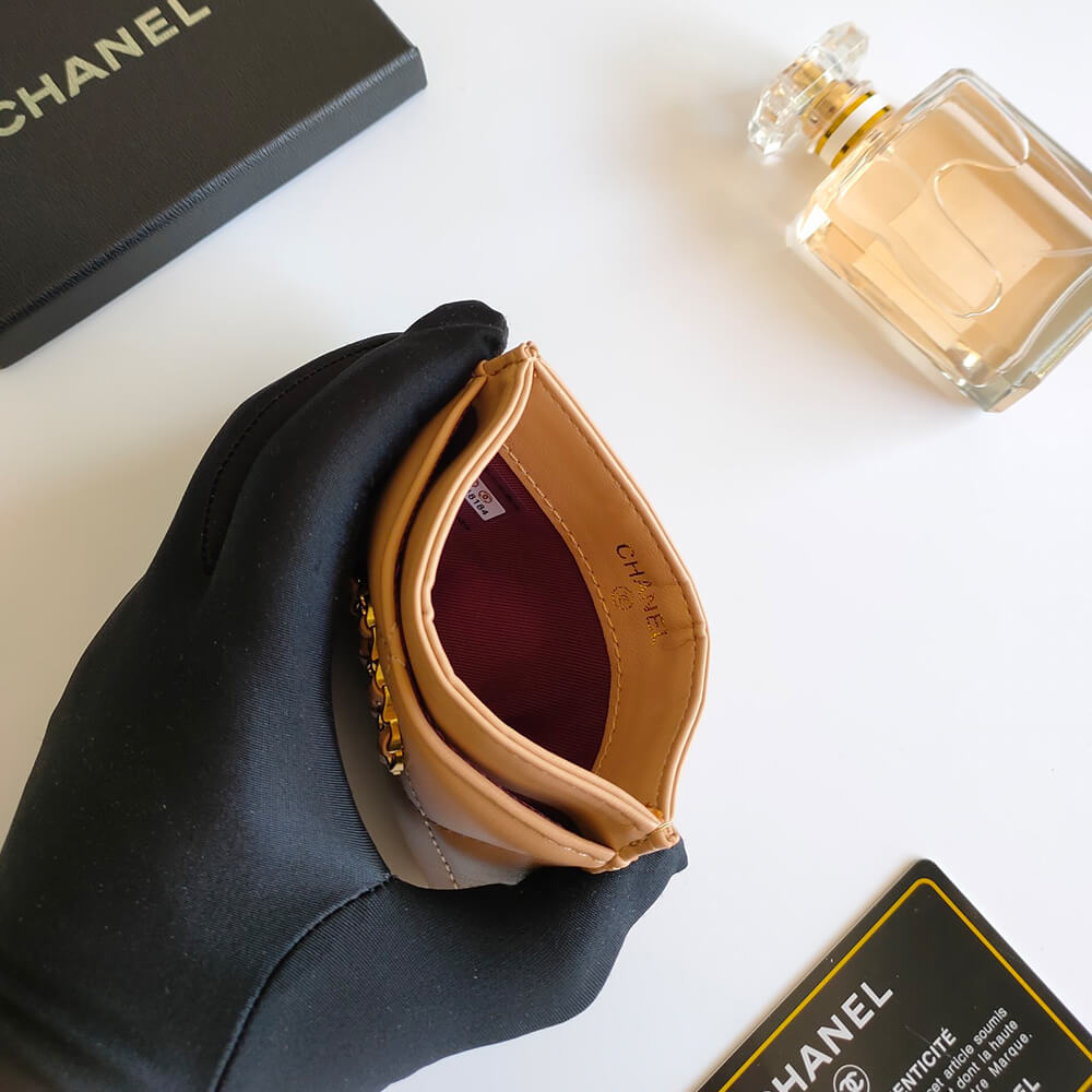 Ch**el 19 CARD HOLDER