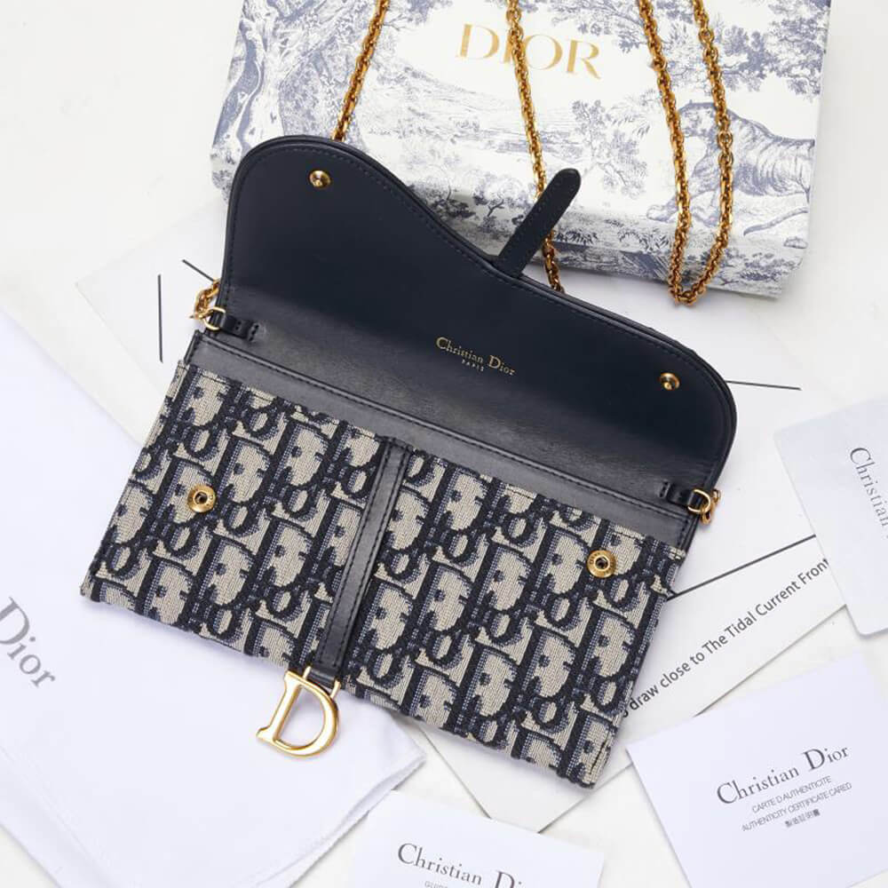 D10r LONG SADDLE WALLET WITH CHAIN