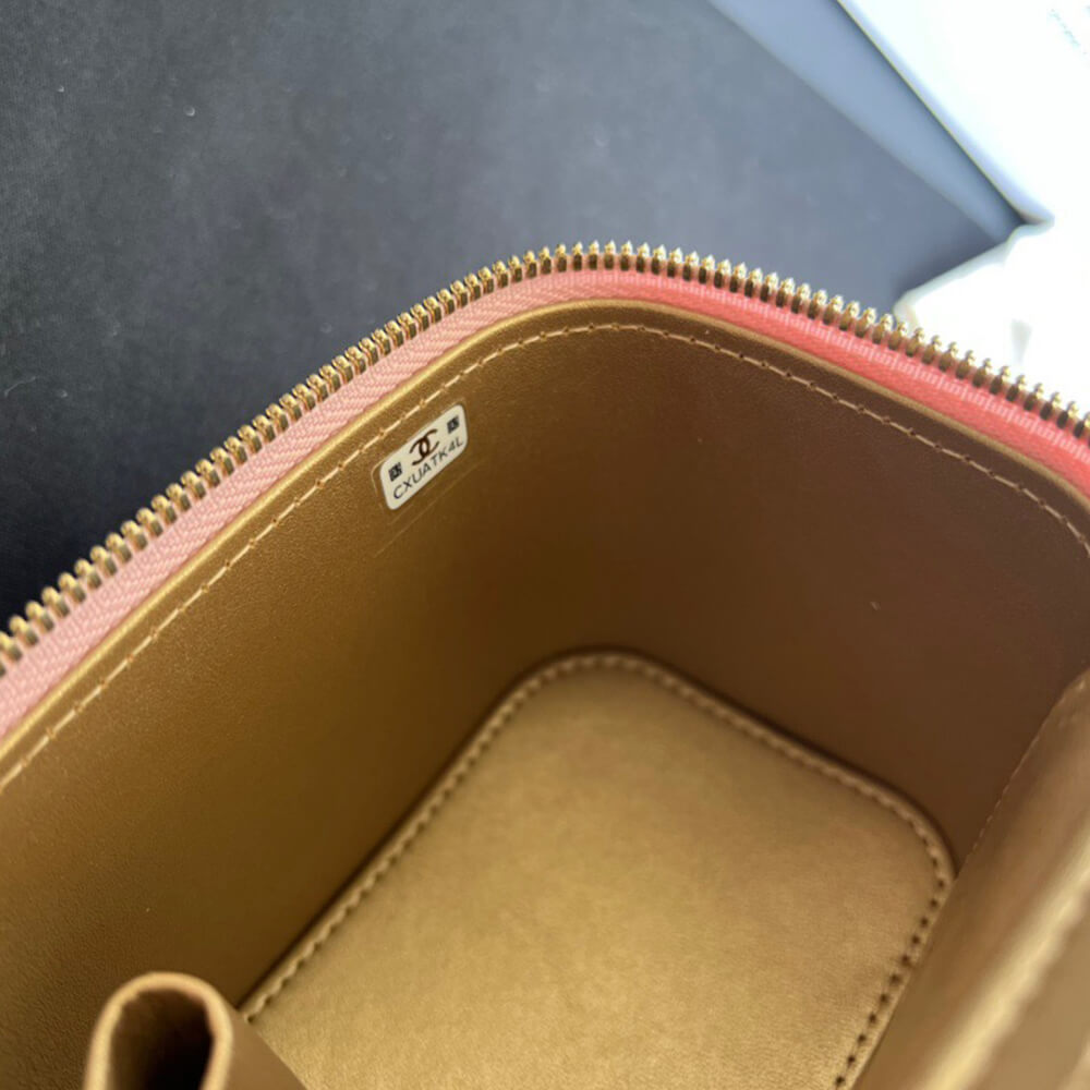Ch**el Quilted Pearl Crush Mini Vanity Case