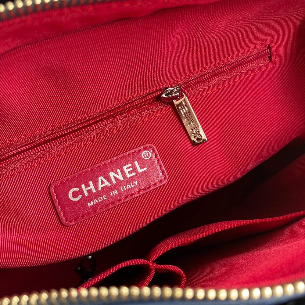 Ch**el Medium GABRIELLE HOBO HANDBAG