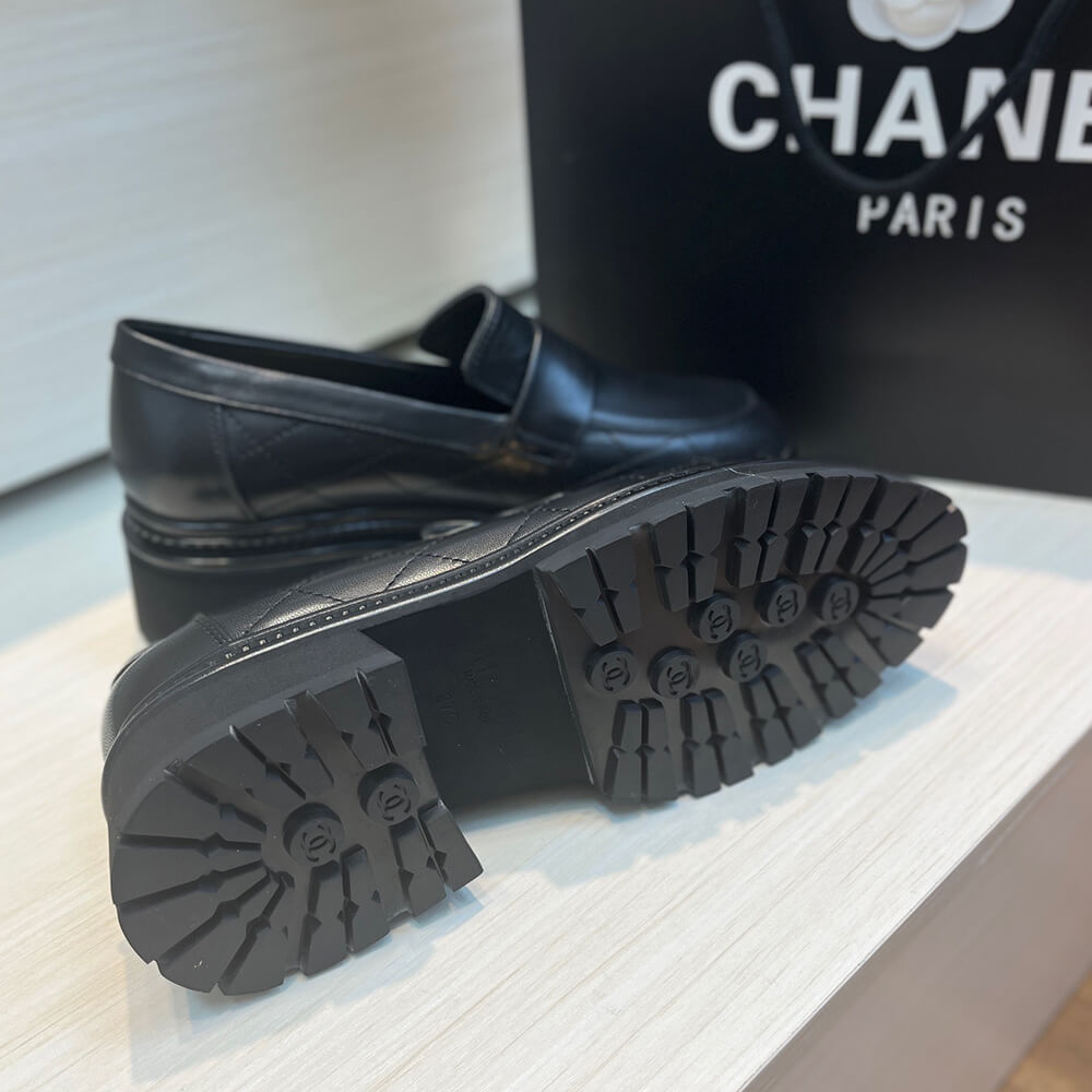 Ch**el Loafer
