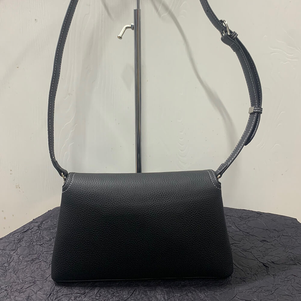 TOTEME T-Lock grained-leather clutch(High-end Grade)