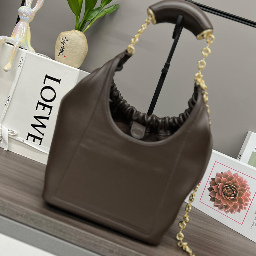 L0ew* Small Squeeze bag in nappa lambskin