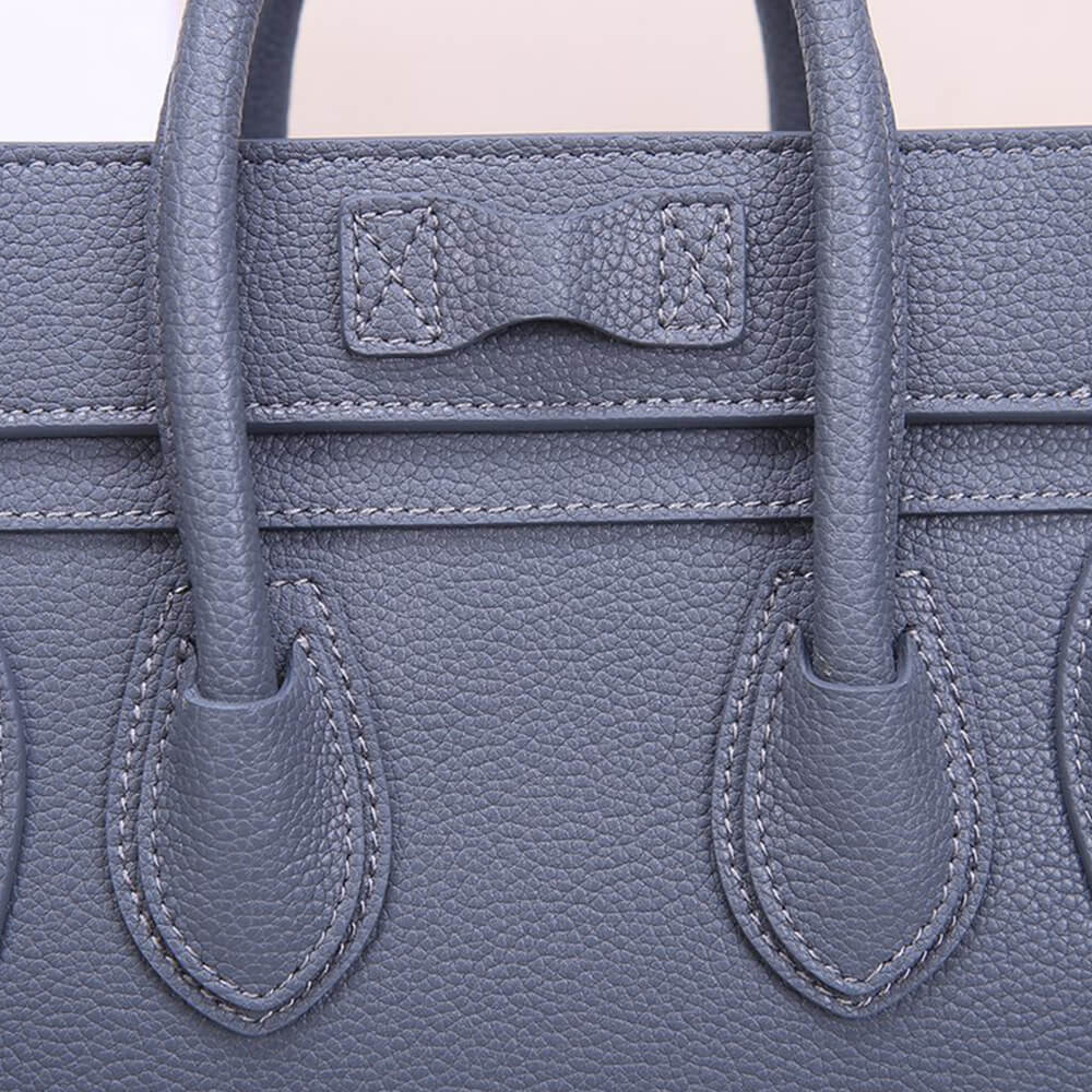ce1i*e nano lU*gage bag in calfskin