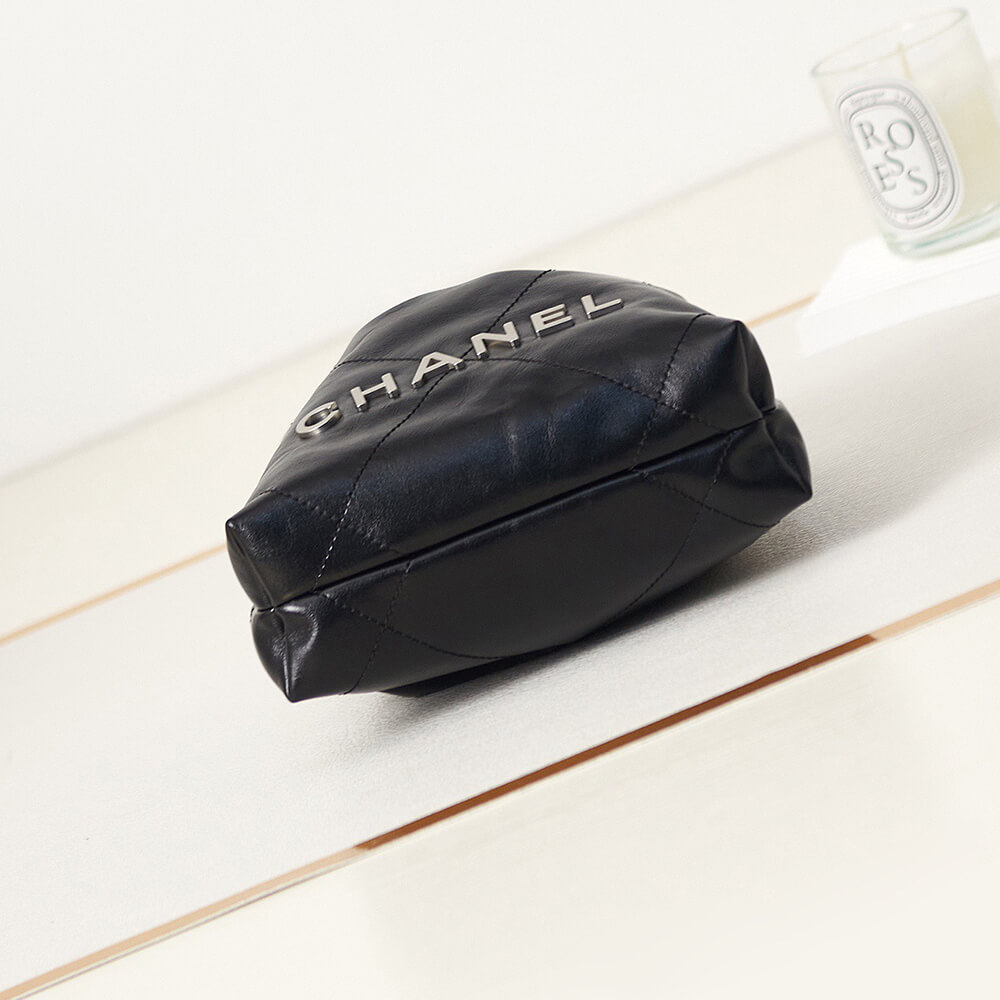 Ch**el 22 MINI HANDBAG