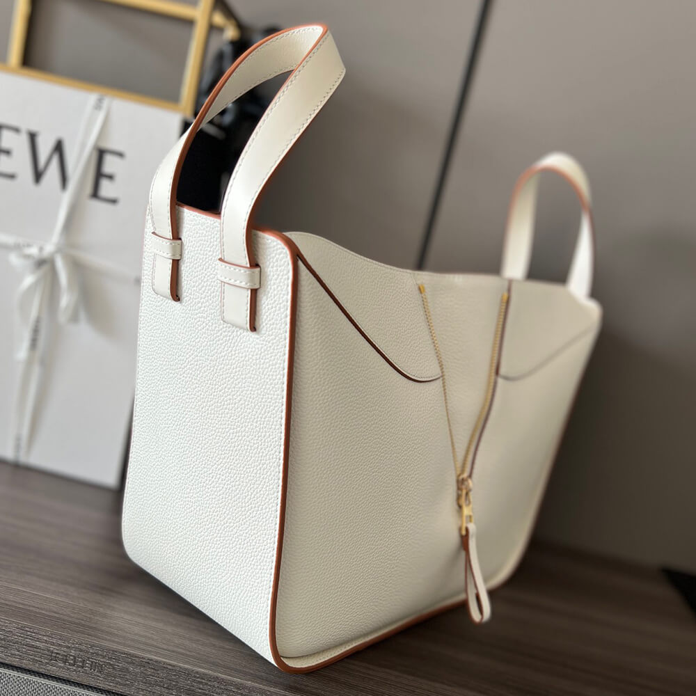 L0ew* Small Hammock bag in soft grained calfskin