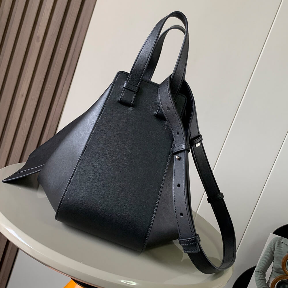 L0ew* Small Hammock bag in classic calfskin