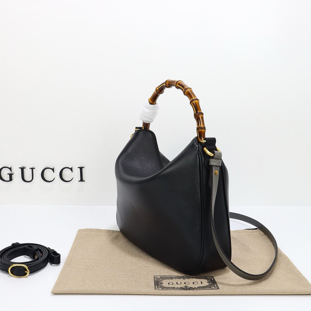 Gvc*1 DIANA MEDIUM SHOULDER BAG