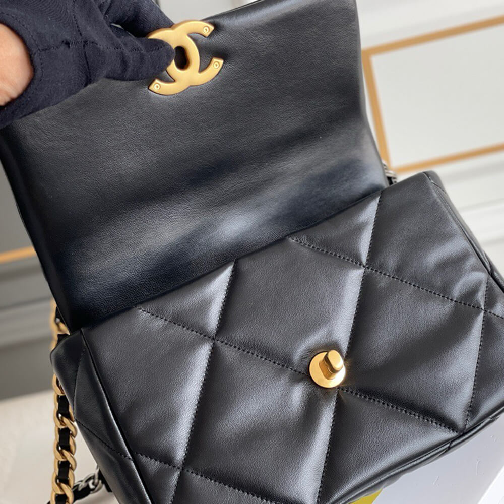 Ch**el 19 Handbag(TAX-FREE GRADE)