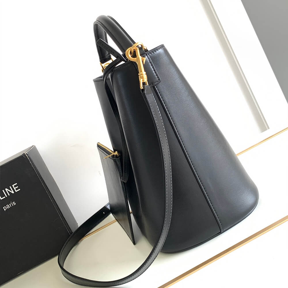 Ce1i*e MEDIUM L0visE BAG in SMOOTH CALFSKIN