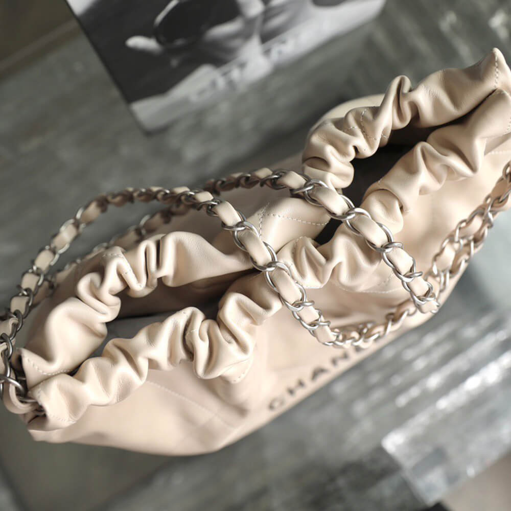 Ch**el 22 HANDBAG(high-end grade)