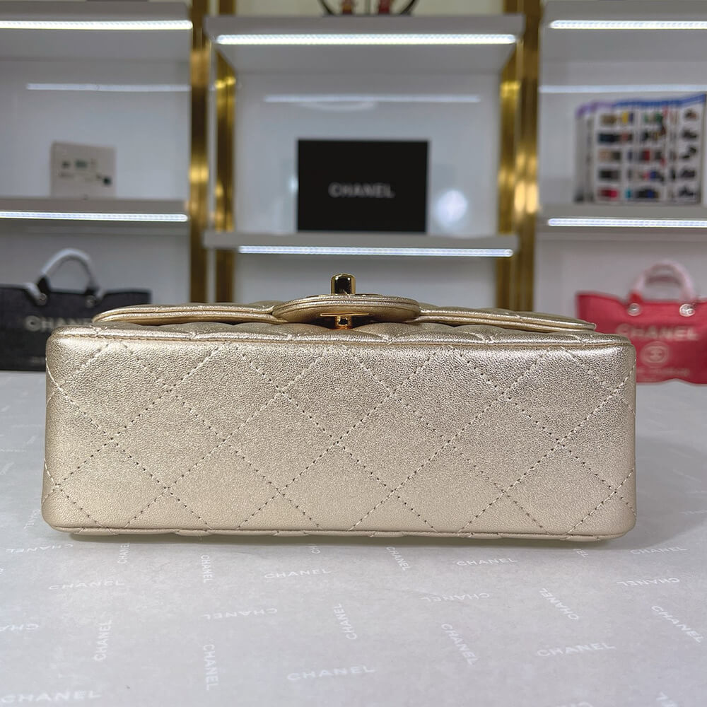 Ch**el MINI FLAP BAG(HIGH-END GRADE)