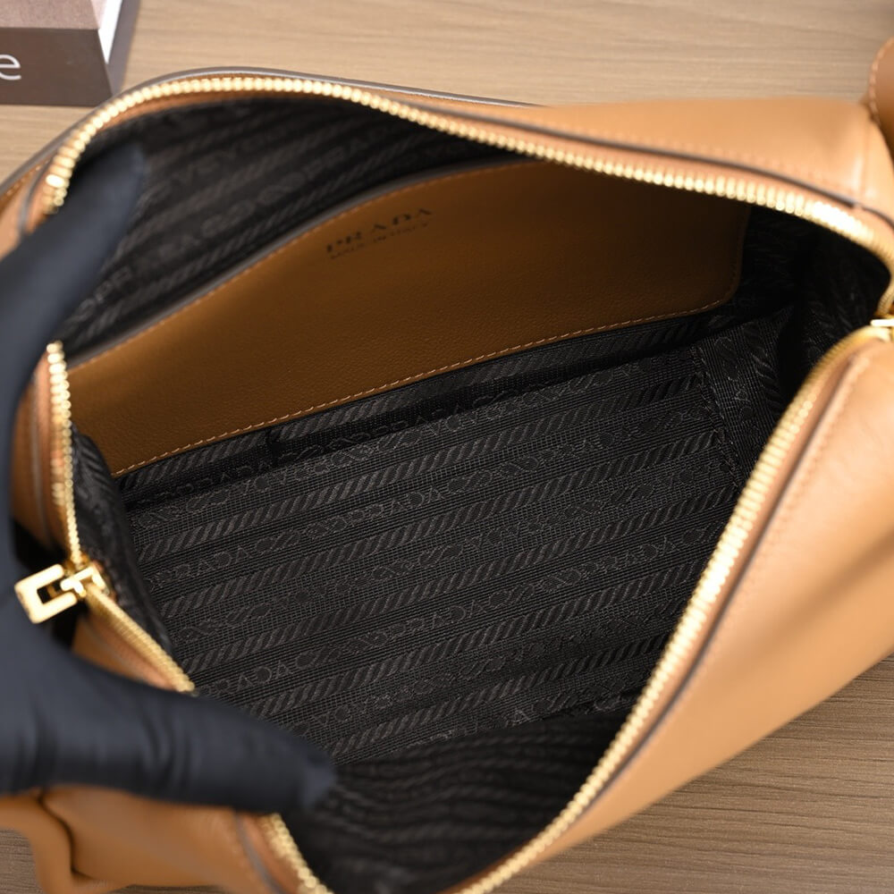 Pra*a Darling leather handbag