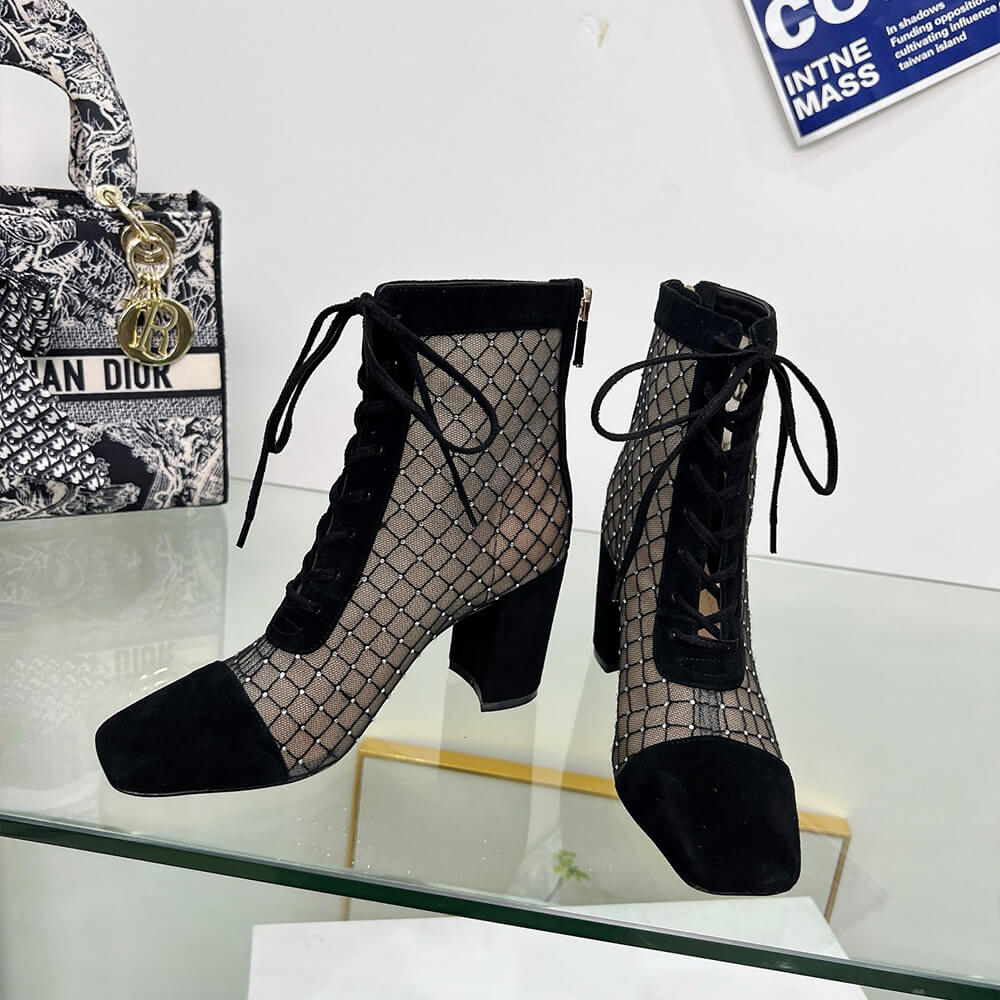D10r Naughtily-D Heeled Ankle Boot