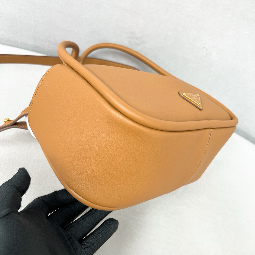 Pra*a Darling leather handbag(HIGH-END GRADE)