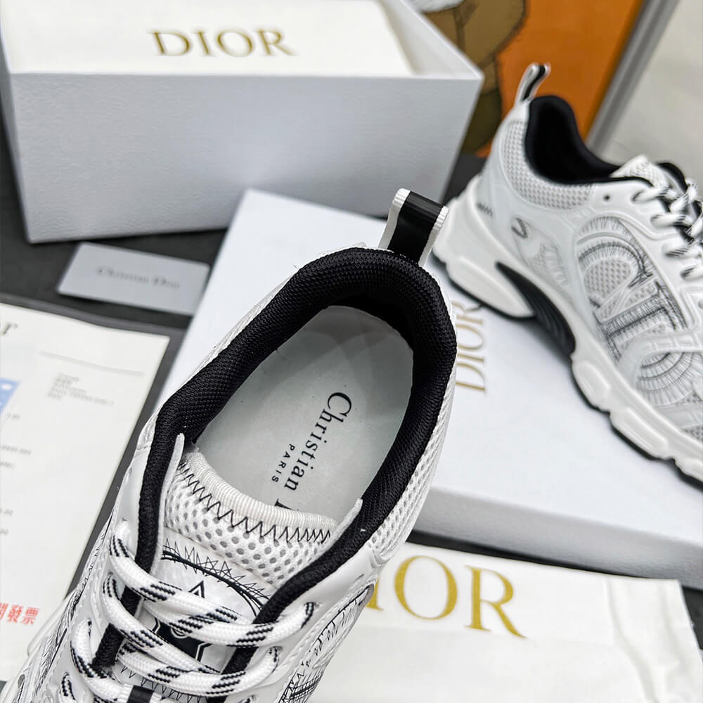 D10r Chrono Sneaker