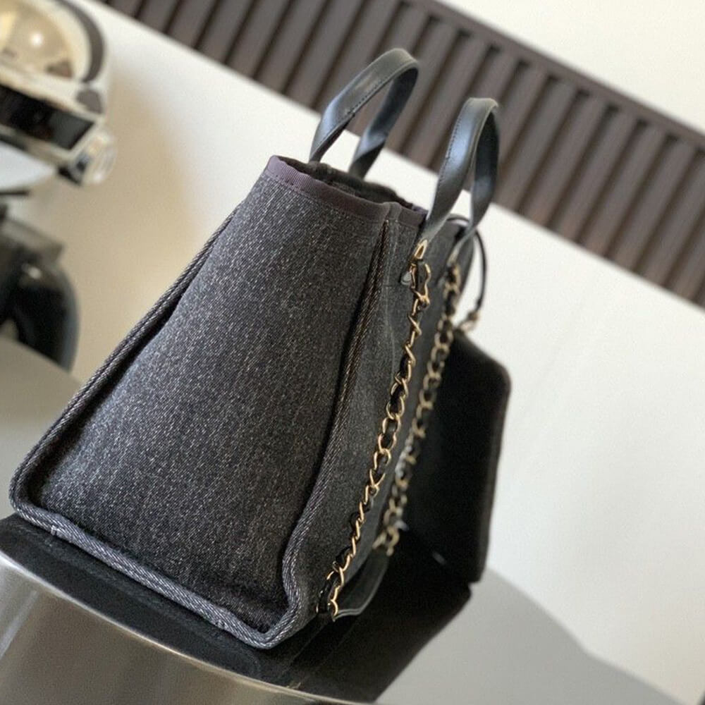 Ch**el LARGE DEAUVILLE TOTE(HIGH-END GRADE)