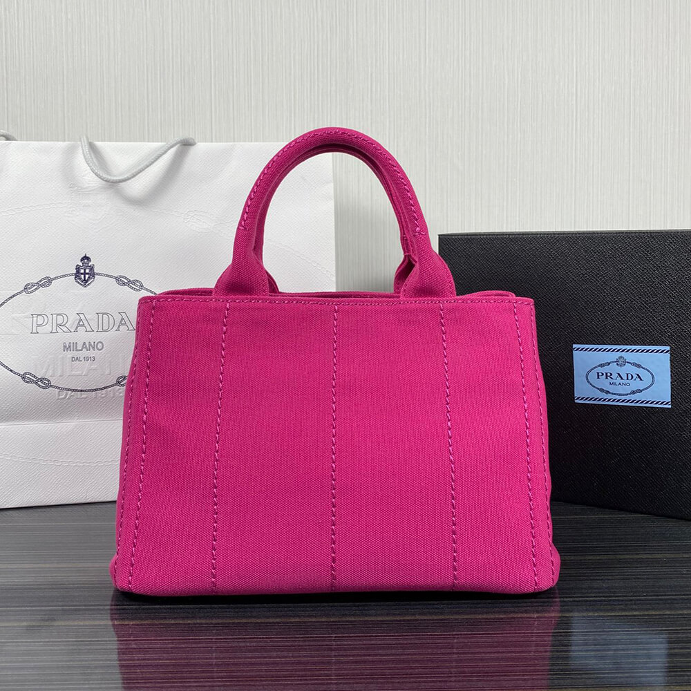 Pra*a Canapa Bag
