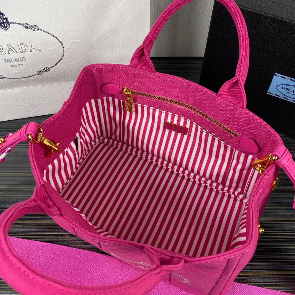 Pra*a Canapa Bag