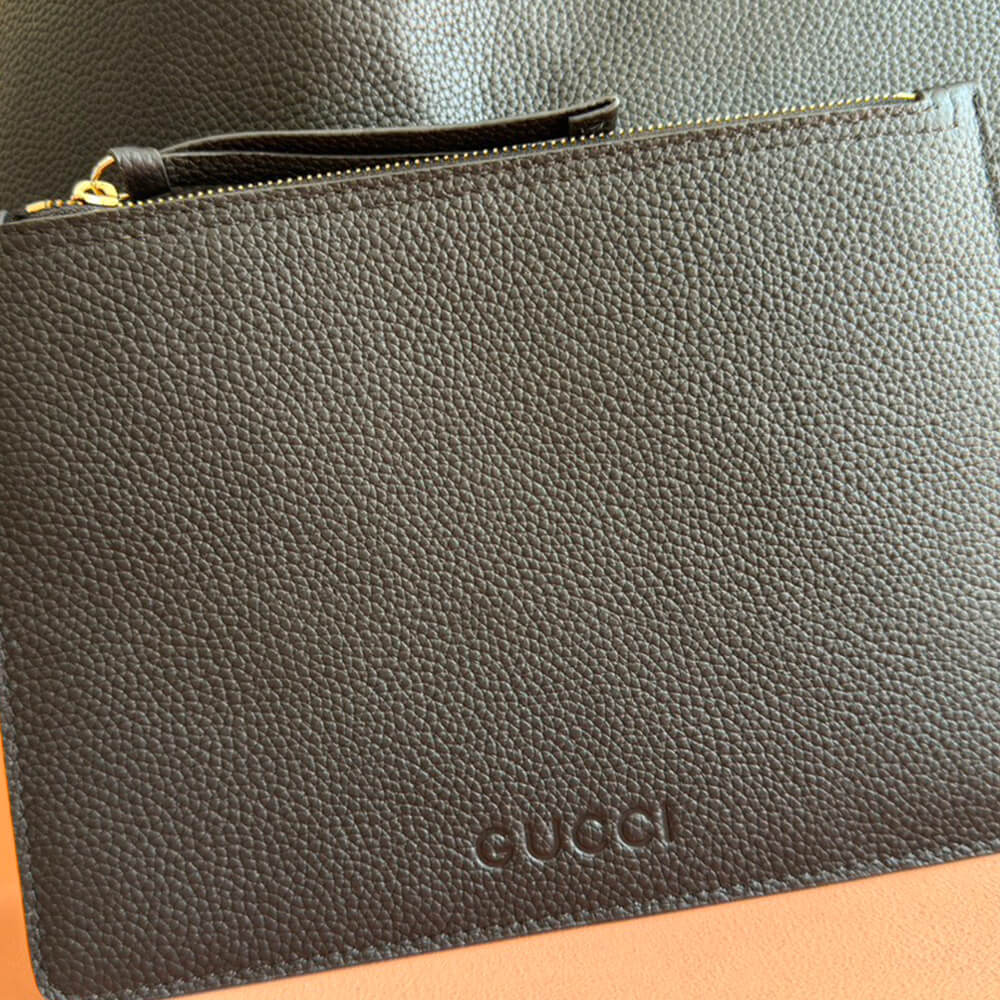 Gvc*1 B medium shoulder bag