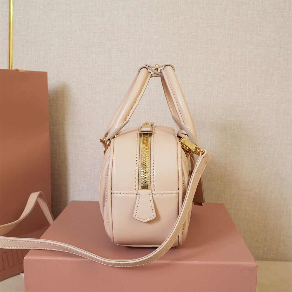 M1um1u Medium Arcadie matelasse nappa Bag(HIGH-END GRADE)