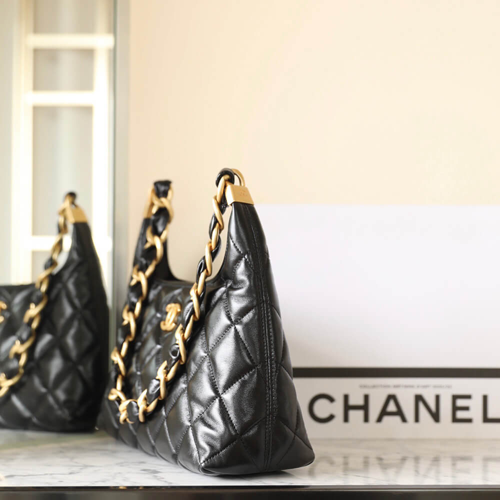 Ch**el HOBO BAG(HIGH-END GRADE)