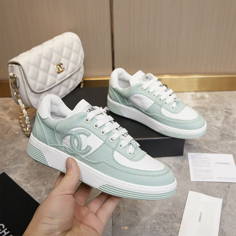 Ch**el Trainers