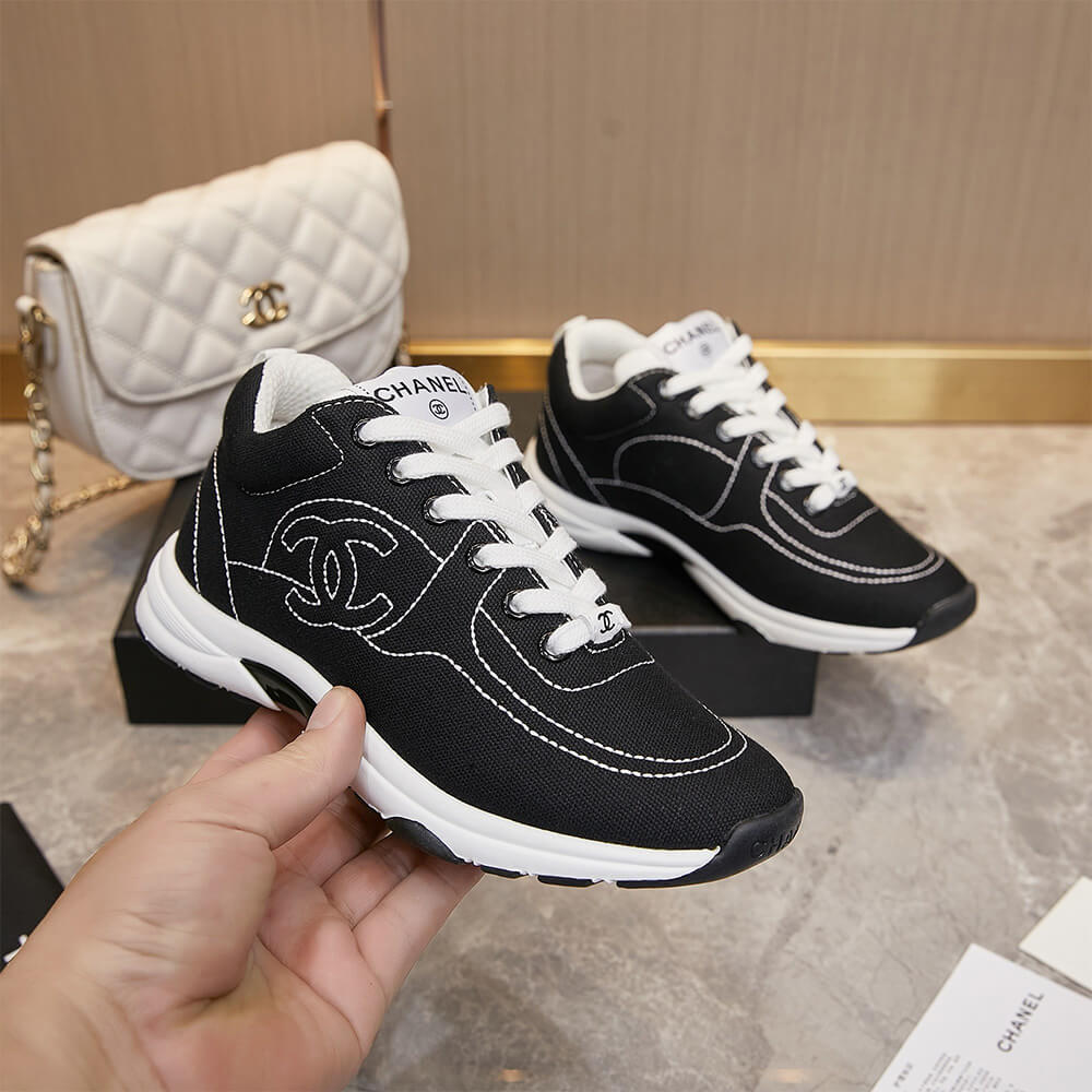 Ch**el Trainers