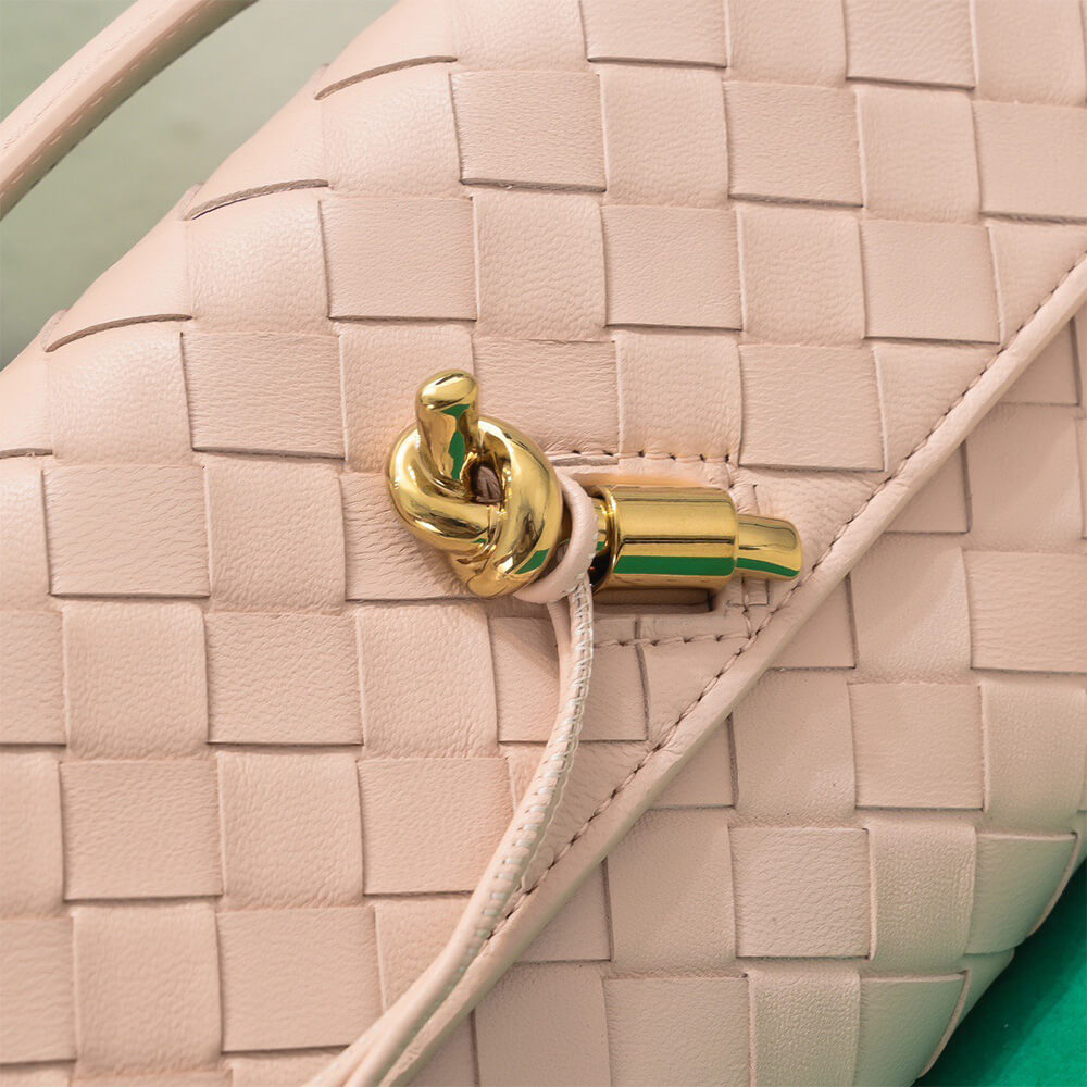 B0tt*ga Ven*ta Andiamo Clutch(HIGH-END GRADE)