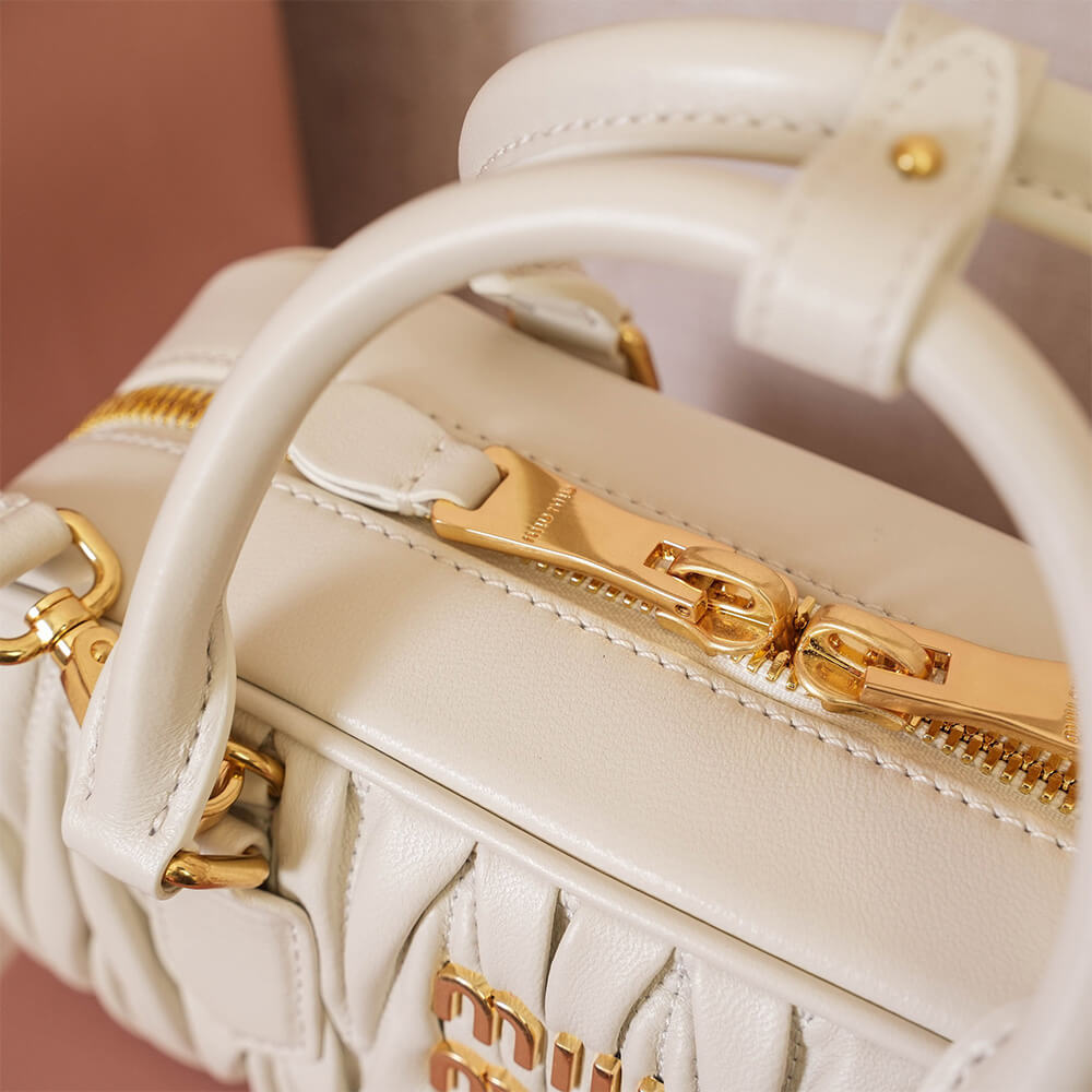 M1um1u Medium Arcadie matelasse nappa Bag(HIGH-END GRADE)