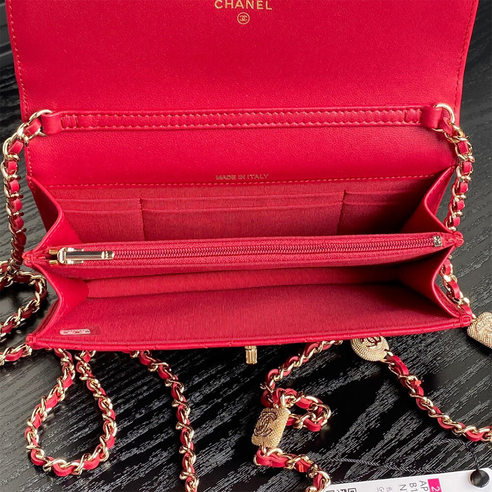 Ch**el Clutch With Chain(HIGH-END GRADE)