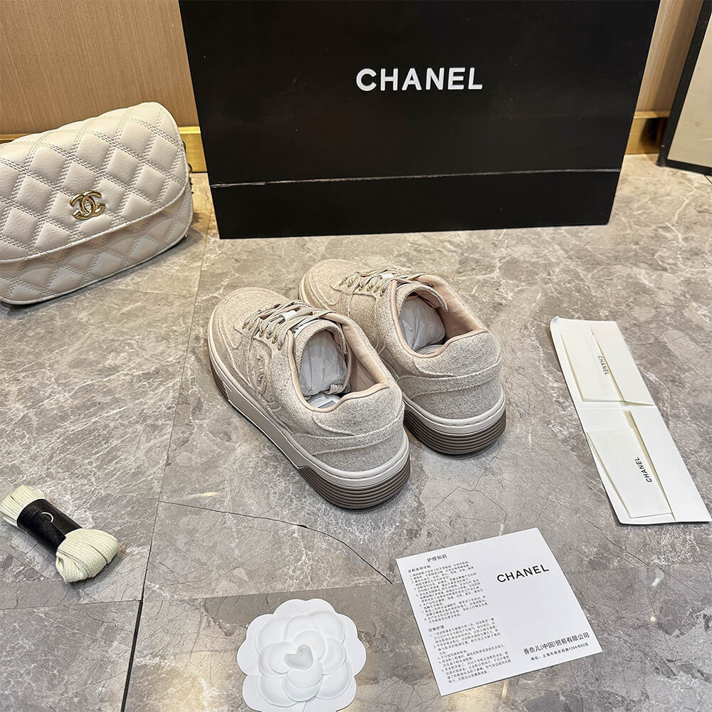 Ch**el Trainers