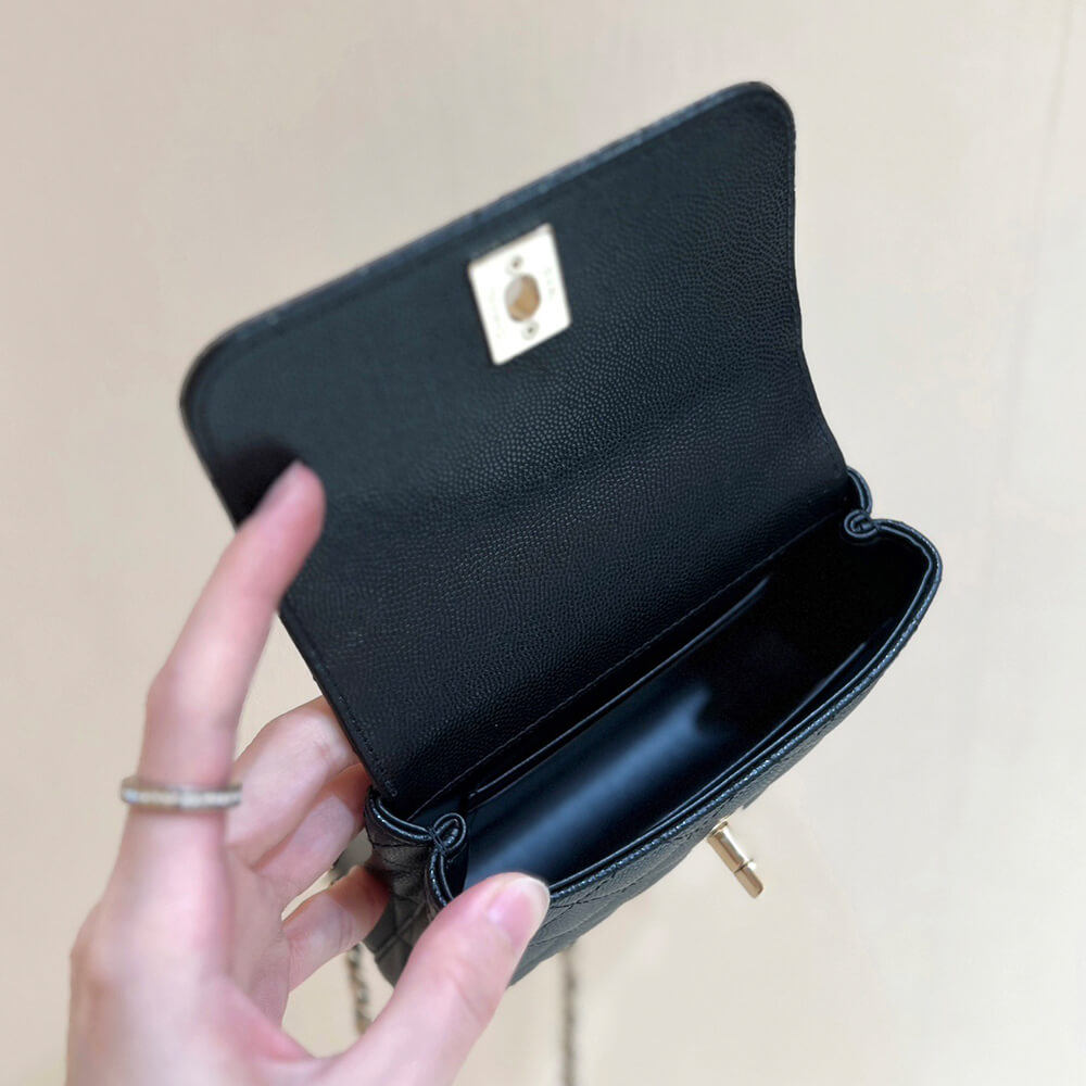 Ch**el Clutch with Chain(HIGH-END GRADE)