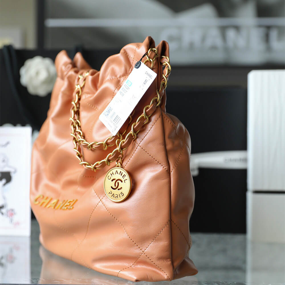 Ch**el 22 SMALL HANDBAG(high-end grade)