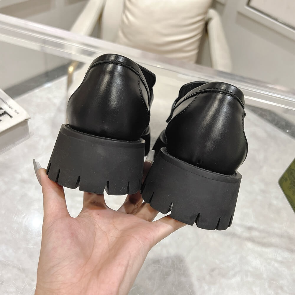 Gvc*1 Women’s Horsebit loafer with lug sole