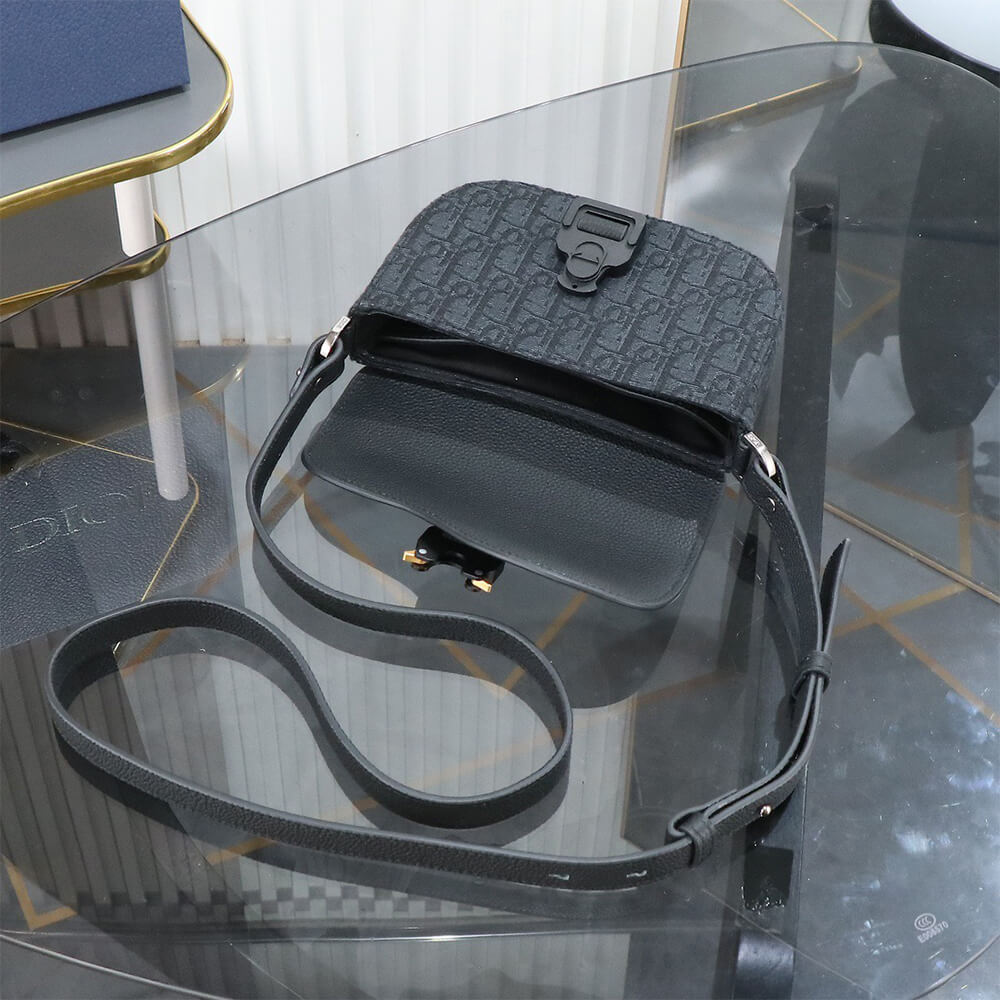 D10r Mini Saddle Messenger Bag with Flap
