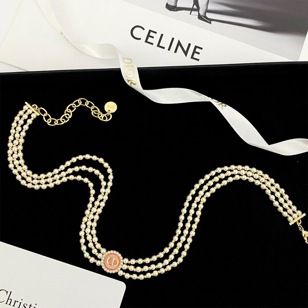 D10r PEARL NECKLACE