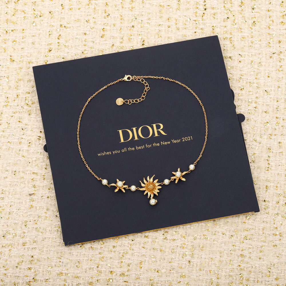 D10r NECKLACE