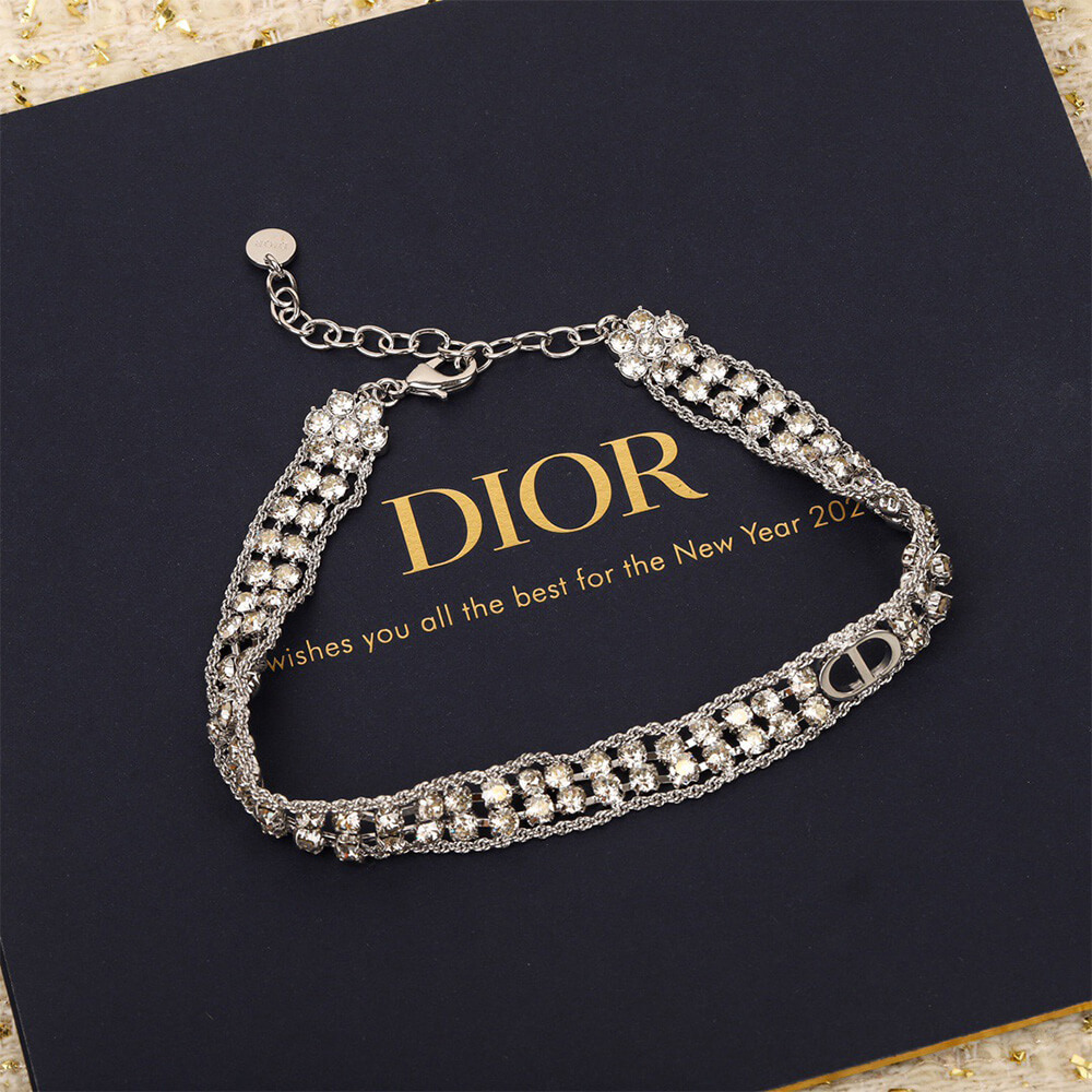 D10r NECKLACE