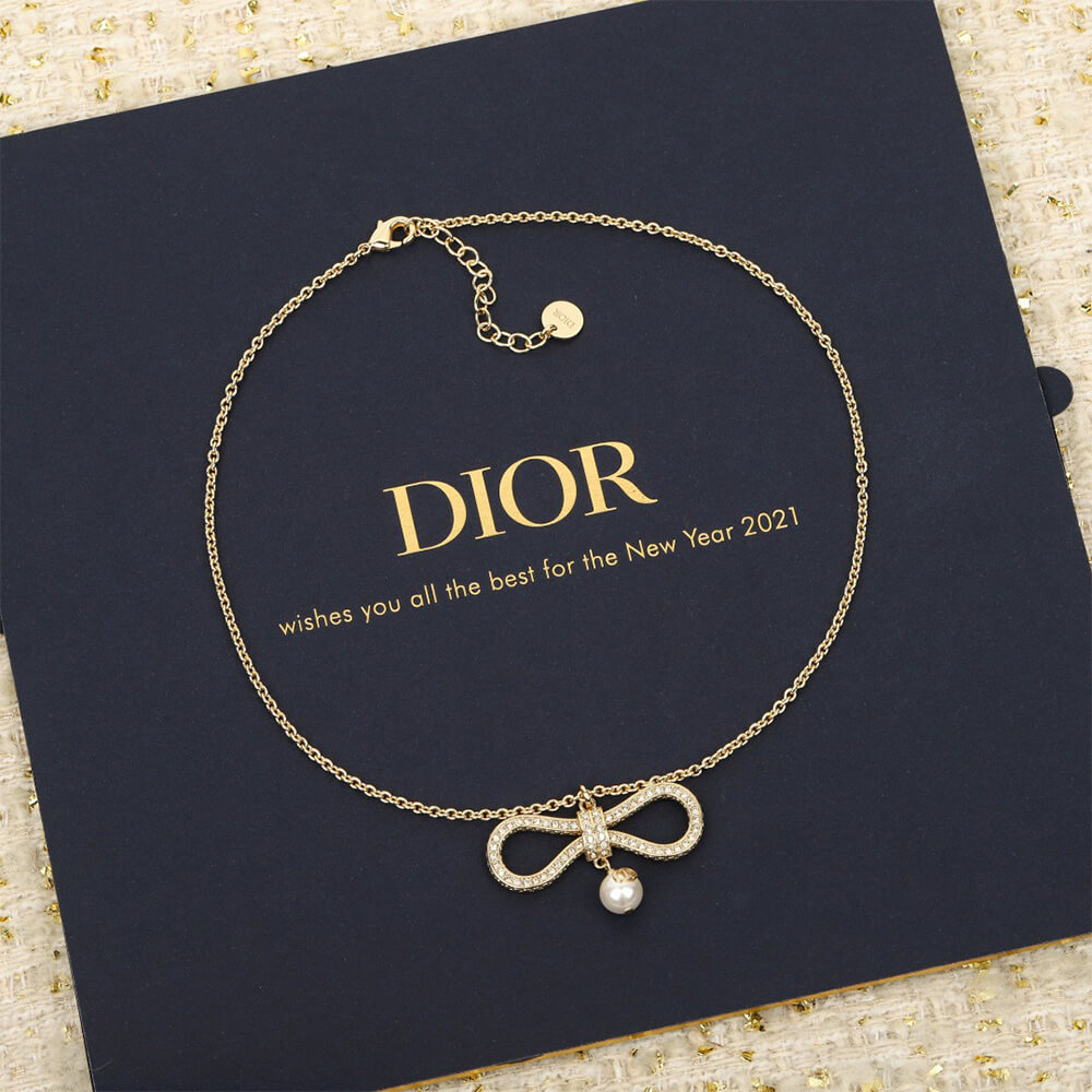D10r NECKLACE