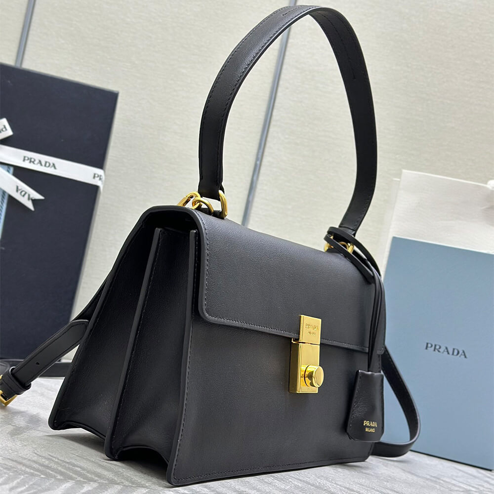 Pra*a Soft Sound medium leather shoulder bag(high-end grade)