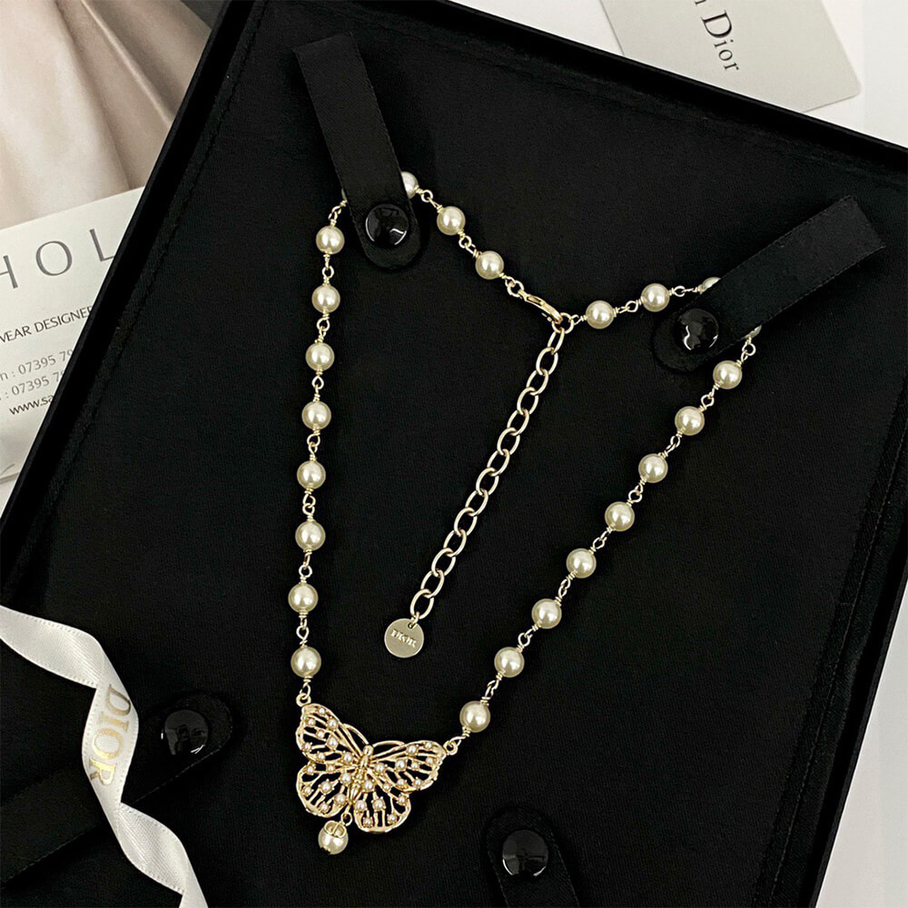 D10r PEARL NECKLACE