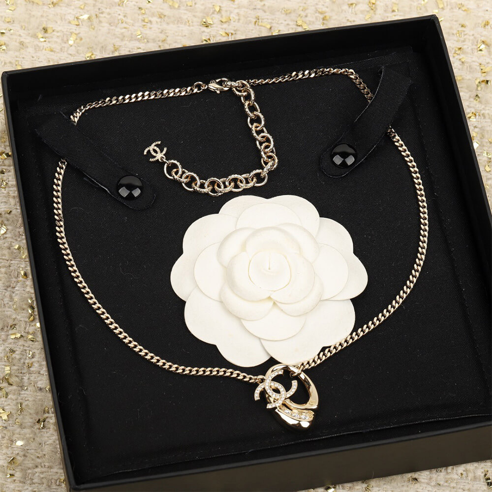 Ch**el NECKLACE