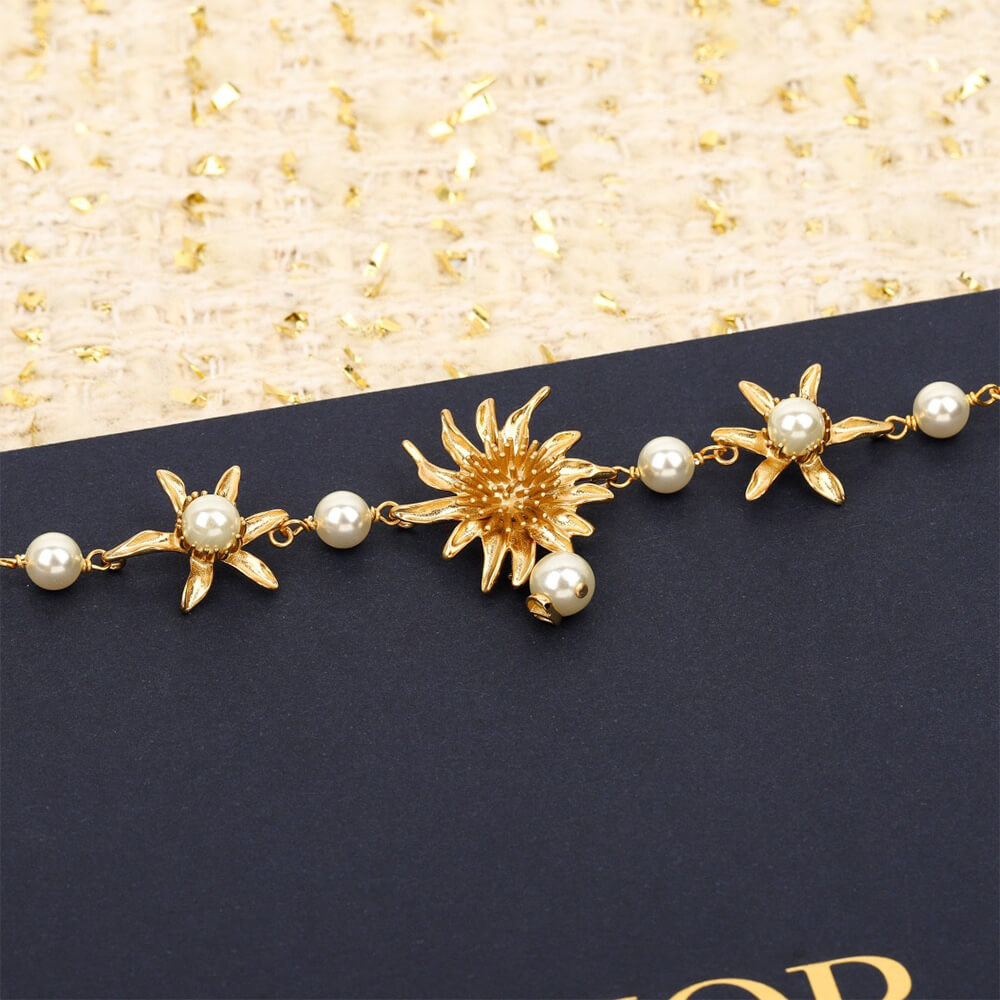 D10r NECKLACE