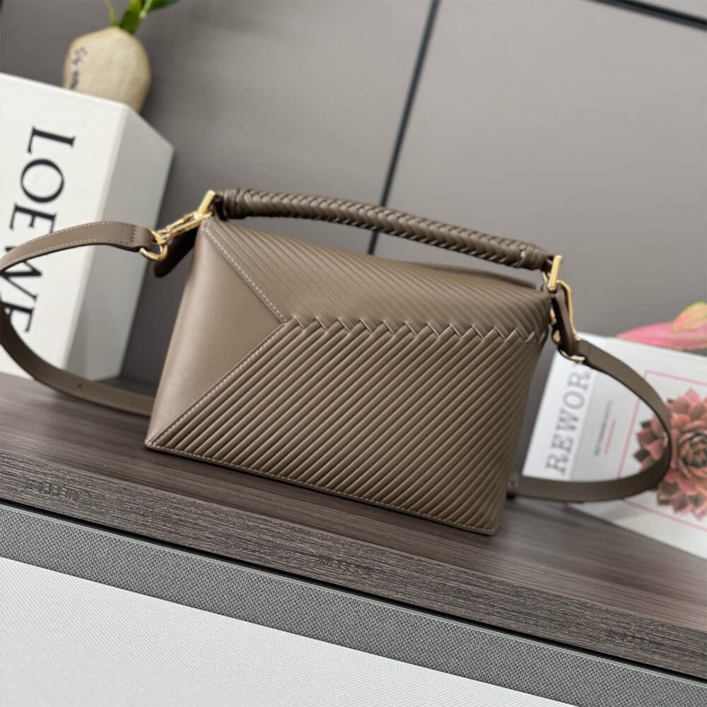 L0ew* Small Puzzle bag in calfskin(HIGH-END GRADE)