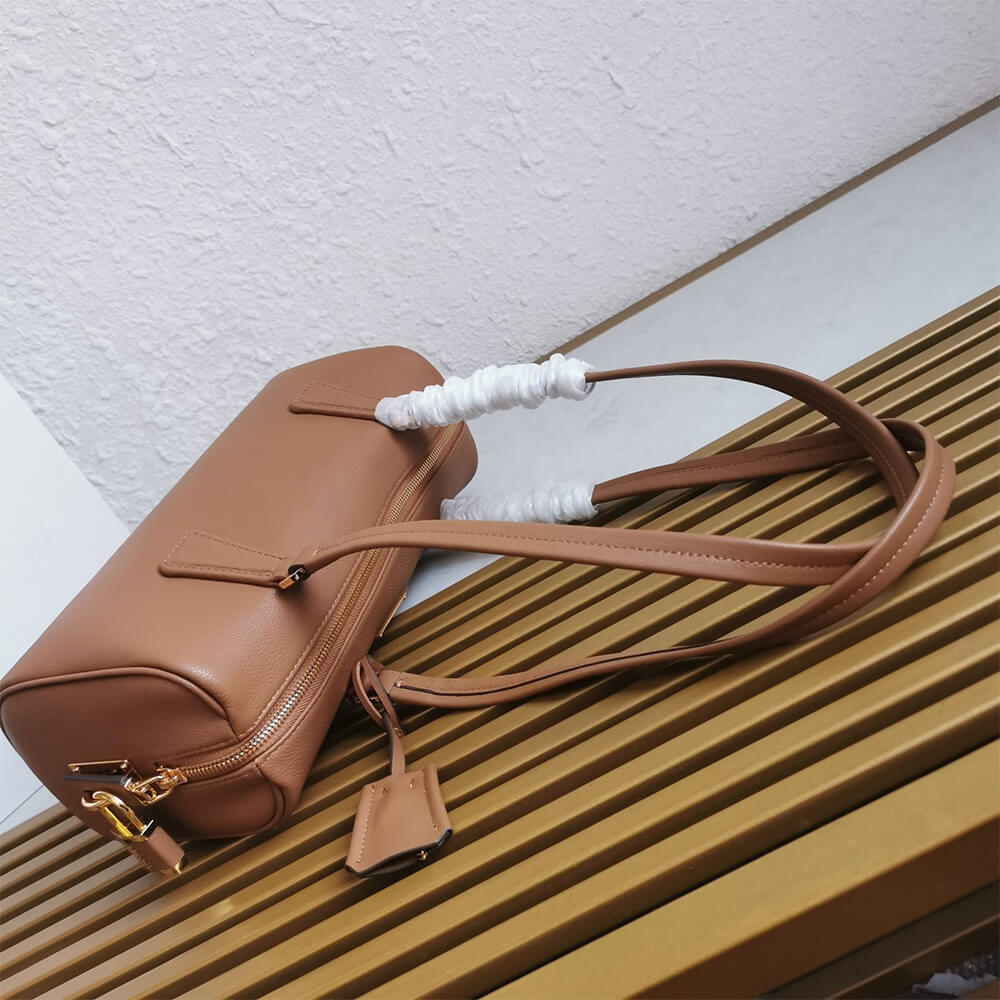 Pra*a Medium leather top-handle bag with padlock(high-end grade)