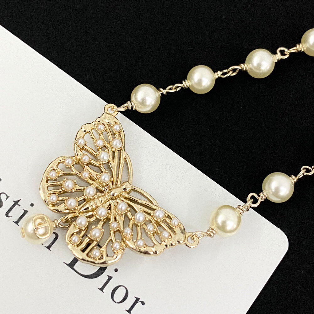 D10r PEARL NECKLACE