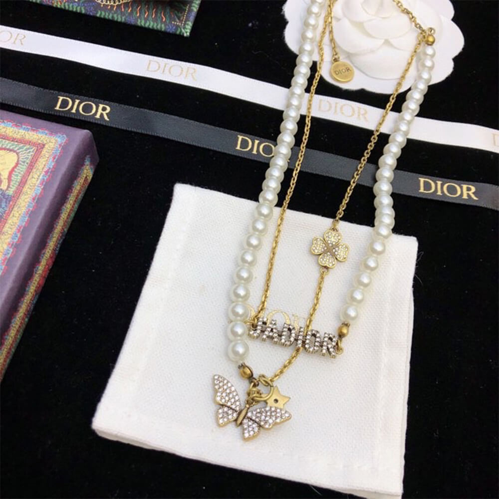 D10r PEARL NECKLACE