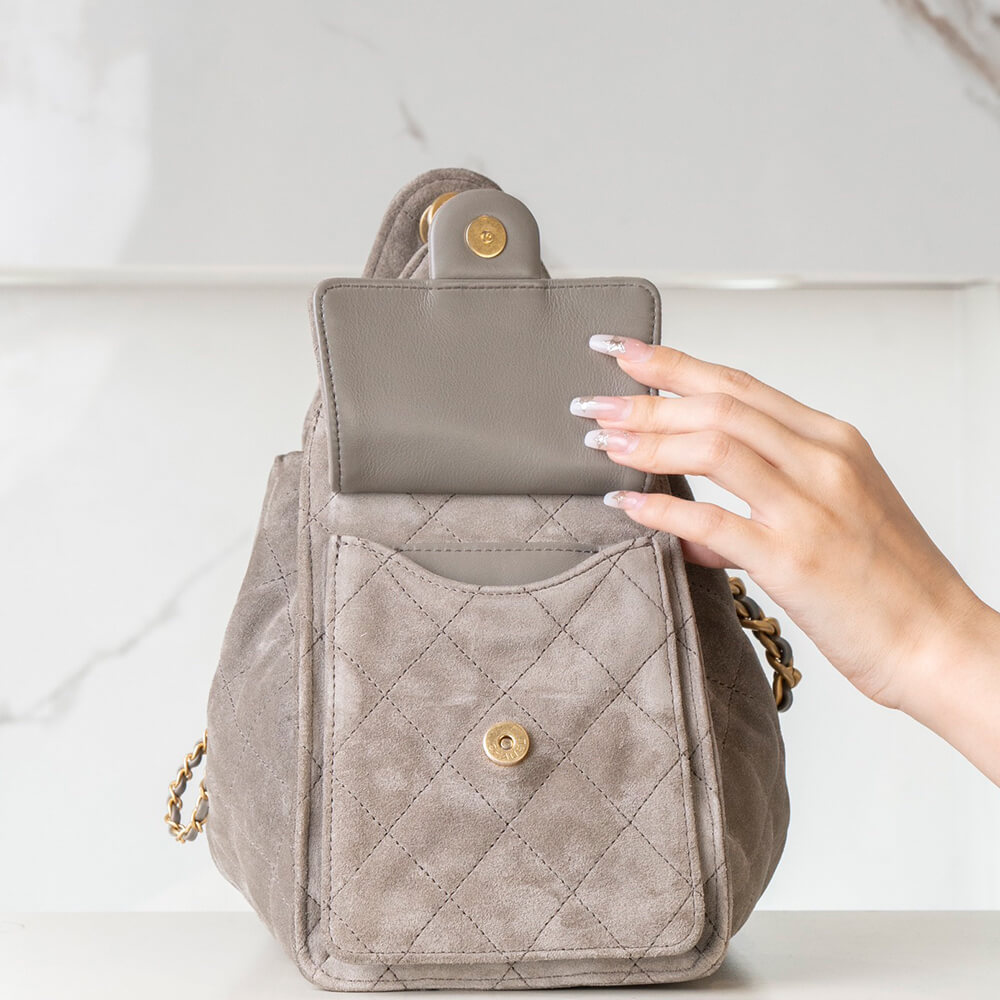 Ch**el 25 Small Handbag(TAX-FREE GRADE)
