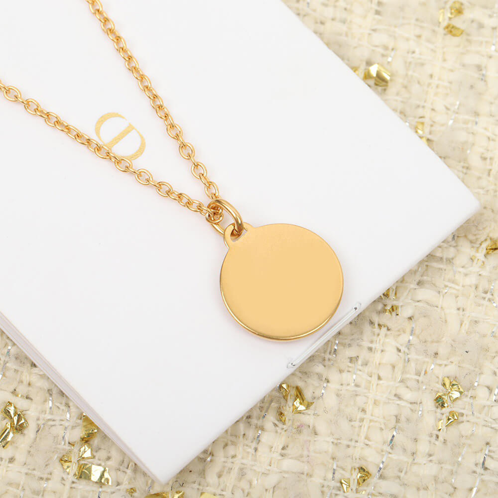 D10r NECKLACE